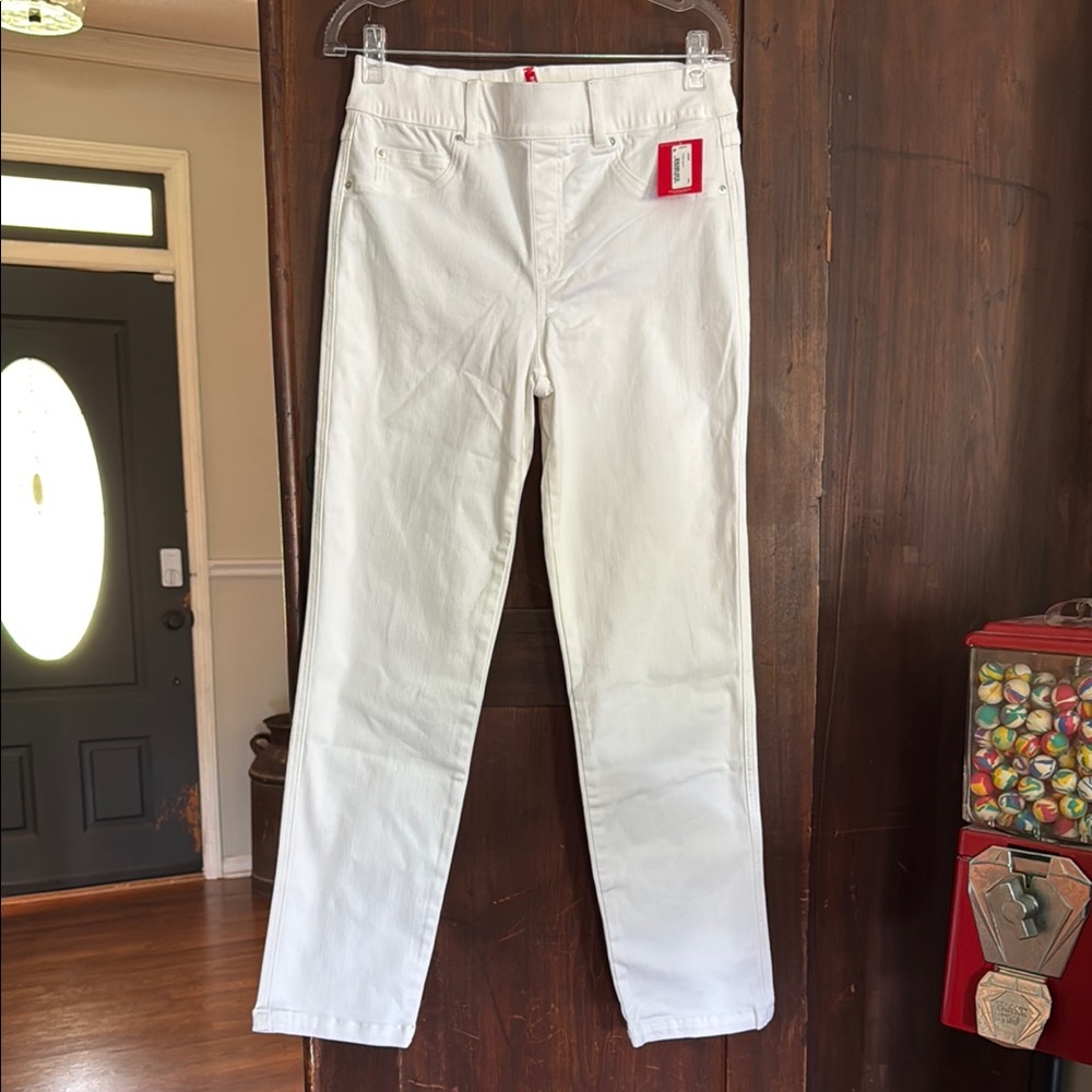 SPANX Classic White Straight Leg Jeans Size Medium